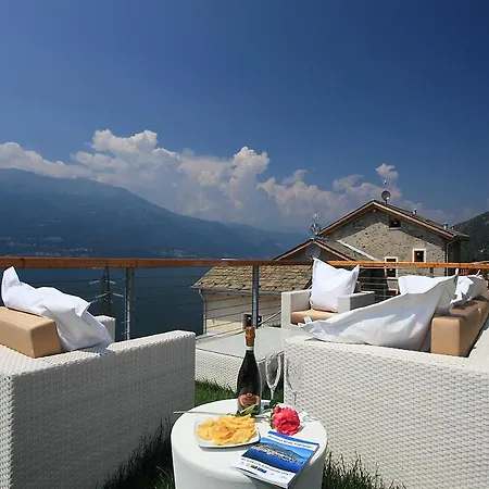 Pradello Sleeps 4 Pool Air Con T421587